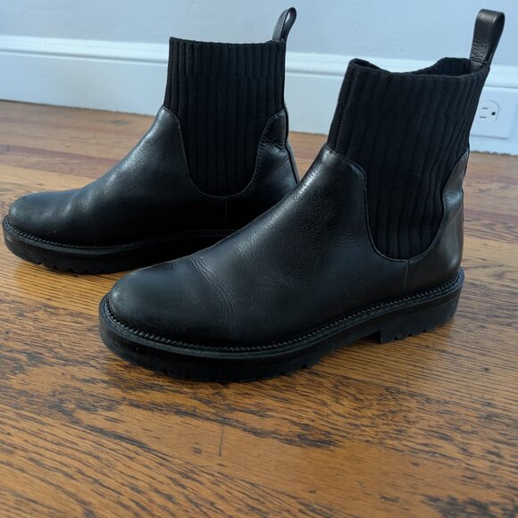 Blondo Women's Waterproof Hallie Ankle Boot - Picture 2 of 6